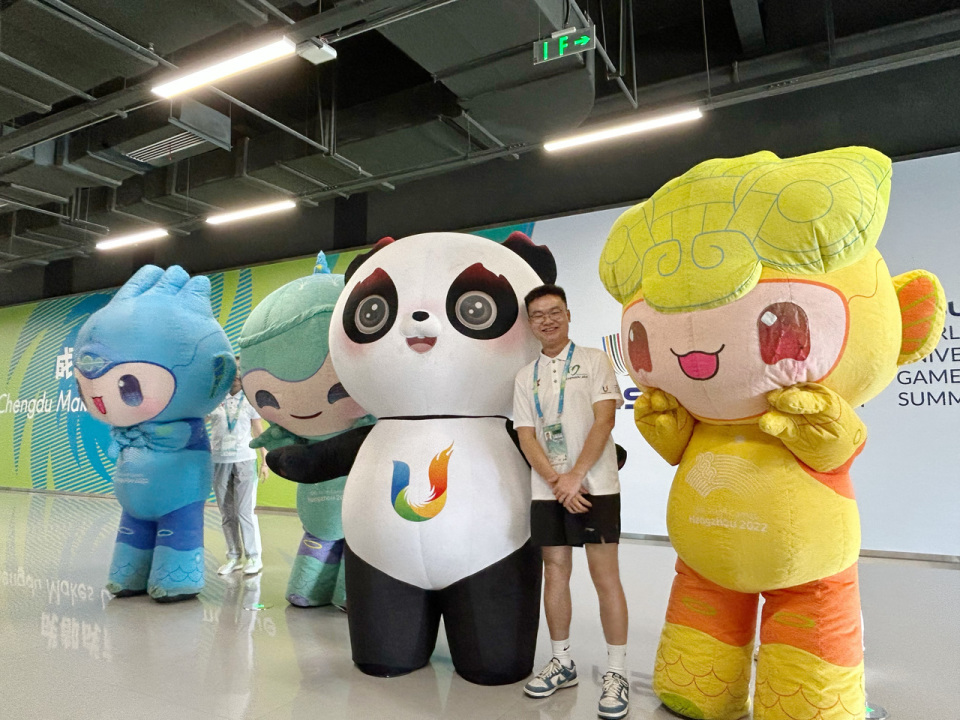与这座城市, 在男篮半决